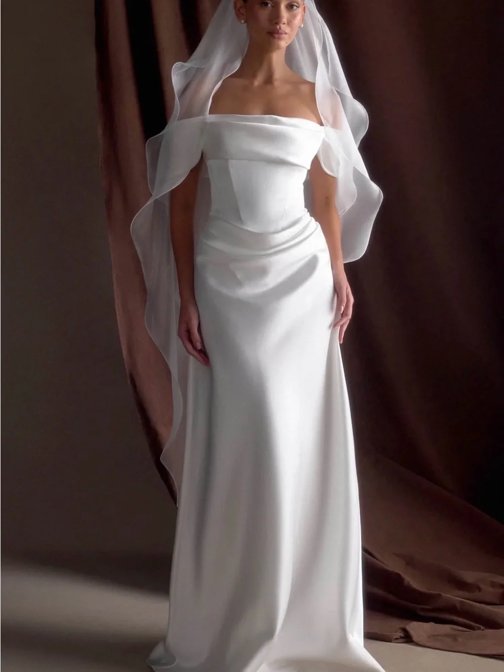 Meshki Asteria Veil NWT